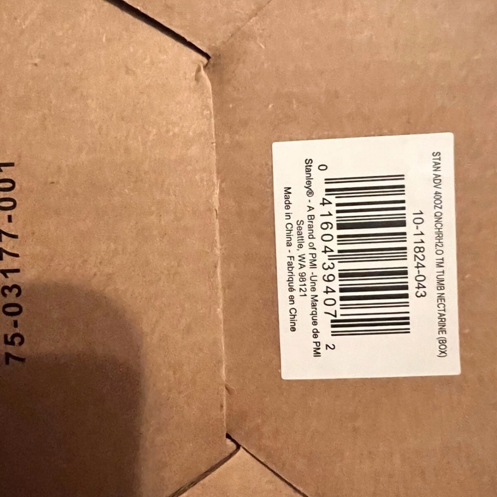 New in Box Stanley FLOWSTATE 40oz Nectarine Tumbler🔥🔥 - Picture 6 of 6